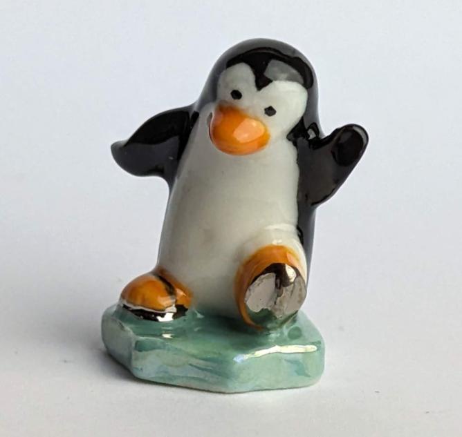 tanzender Partypinguin 1 